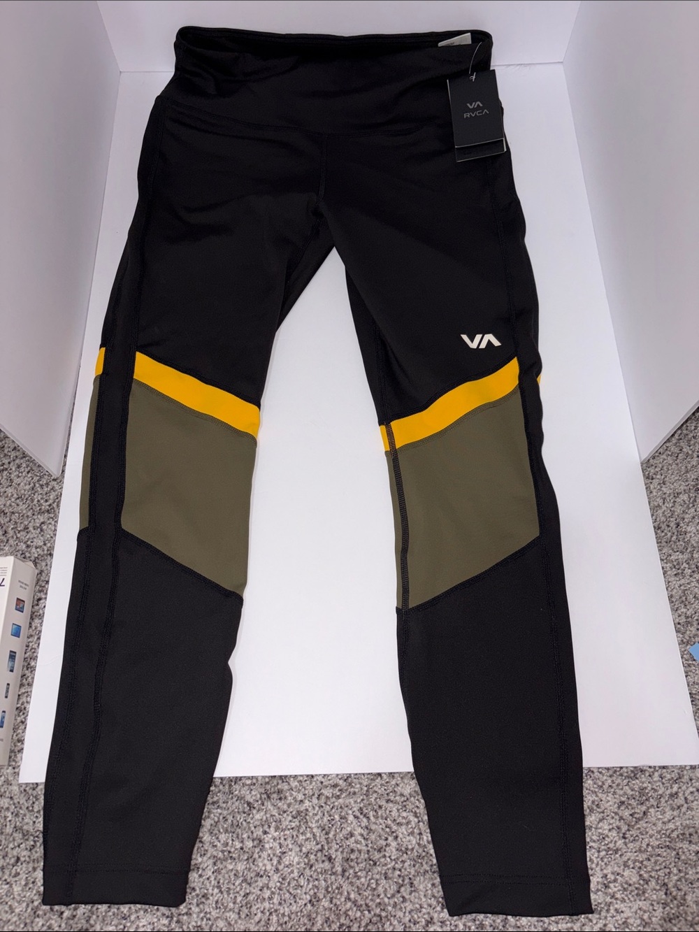RVCA Black Performance Leggings with Branded Tags Brand New!
